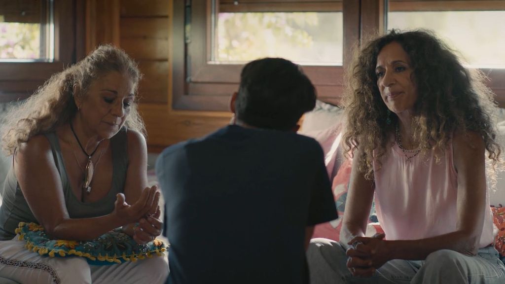 Alba Flores, en su conversación íntima con Rosario y Lolita en 'Flores para Antonio'