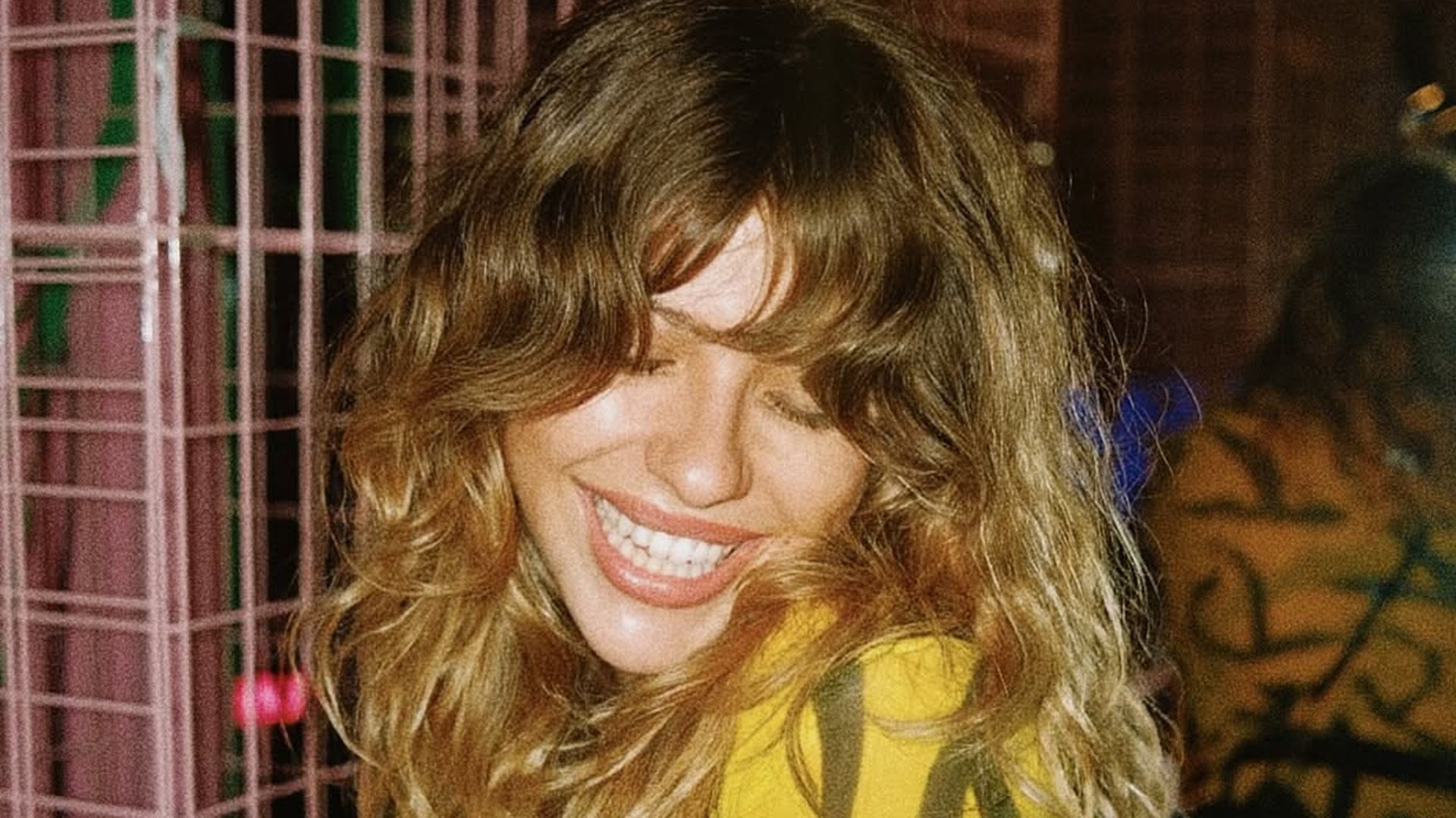 Anita Matamoros con el corte 'Wolf Cut'