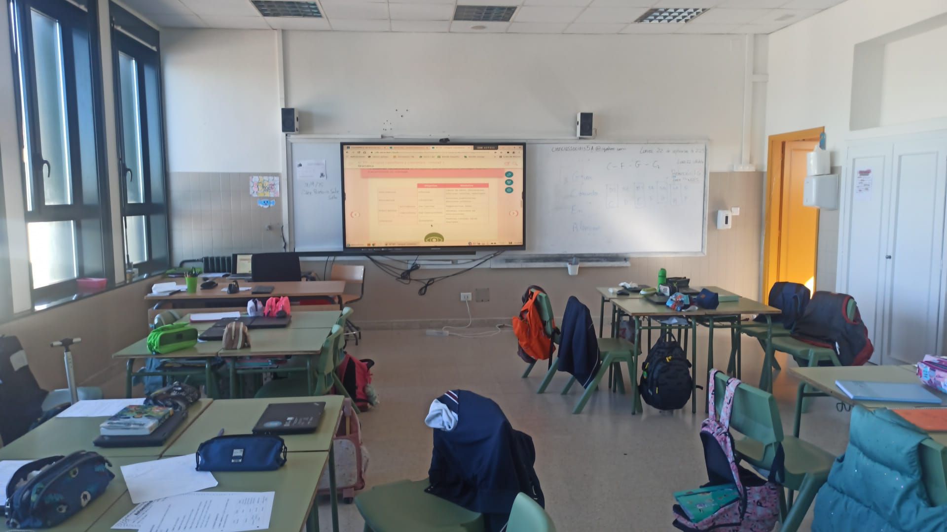 Aula vacía en un centro educativo gallego