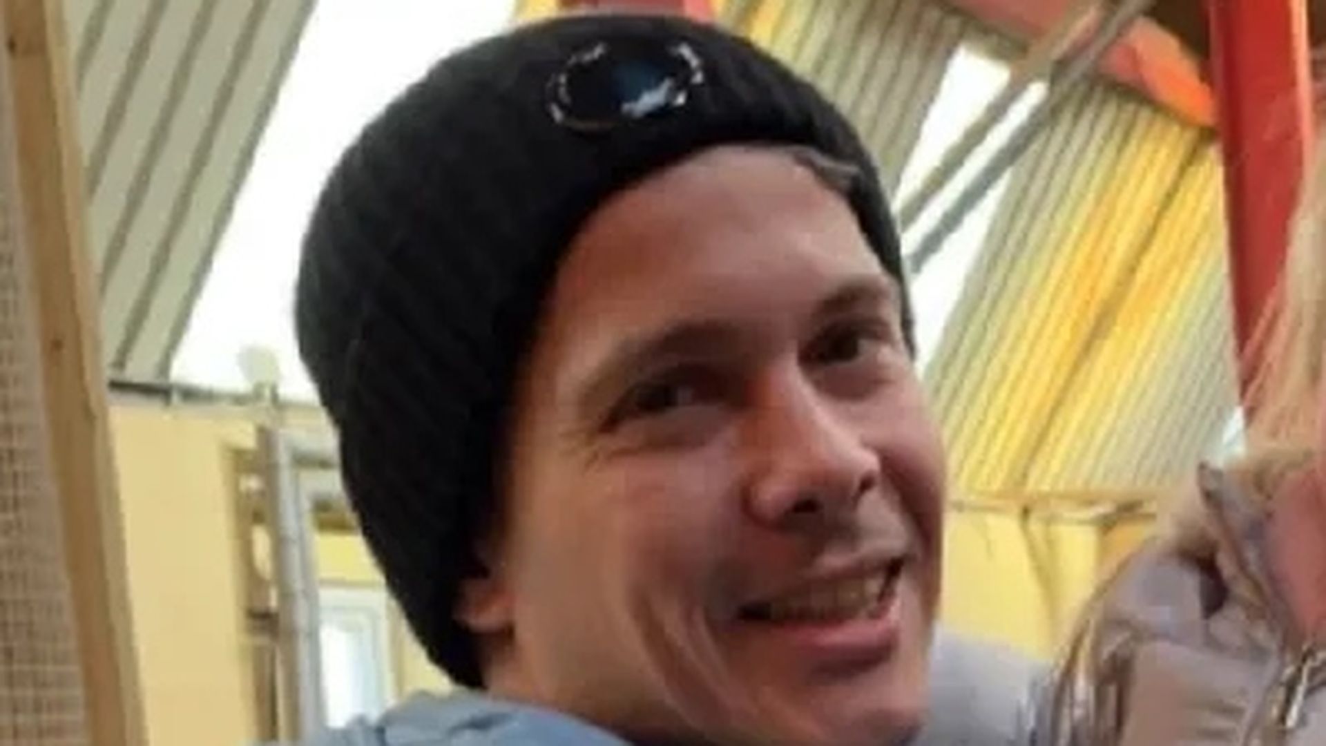 Brett Dryden, el surfista británico encontrado muerto en Mojácar en 2024