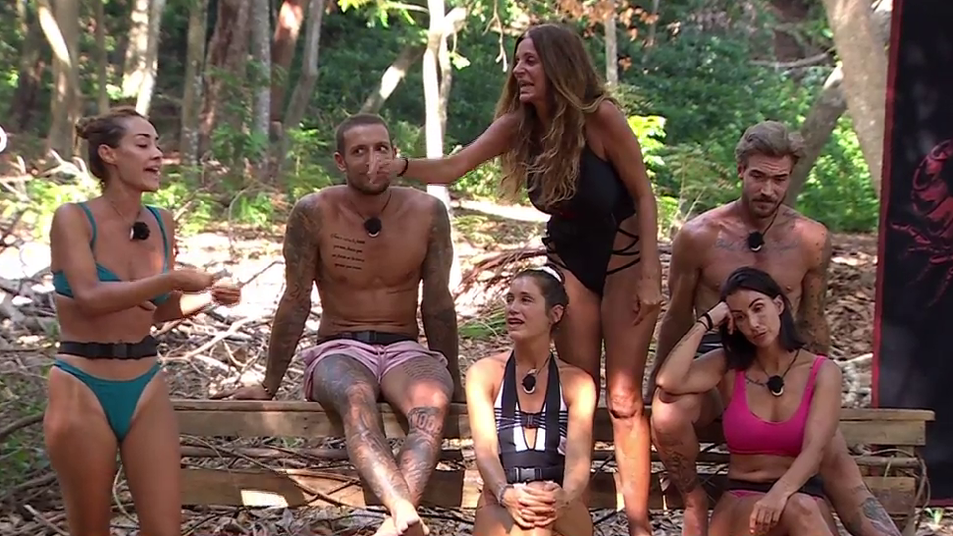 ¡Lluvia de motes en 'Supervivientes All Stars 2025'! La reacción de Adara Molinero, Tony Spina y Fani Carbajo al descubrirlos: "Son dos víboras"