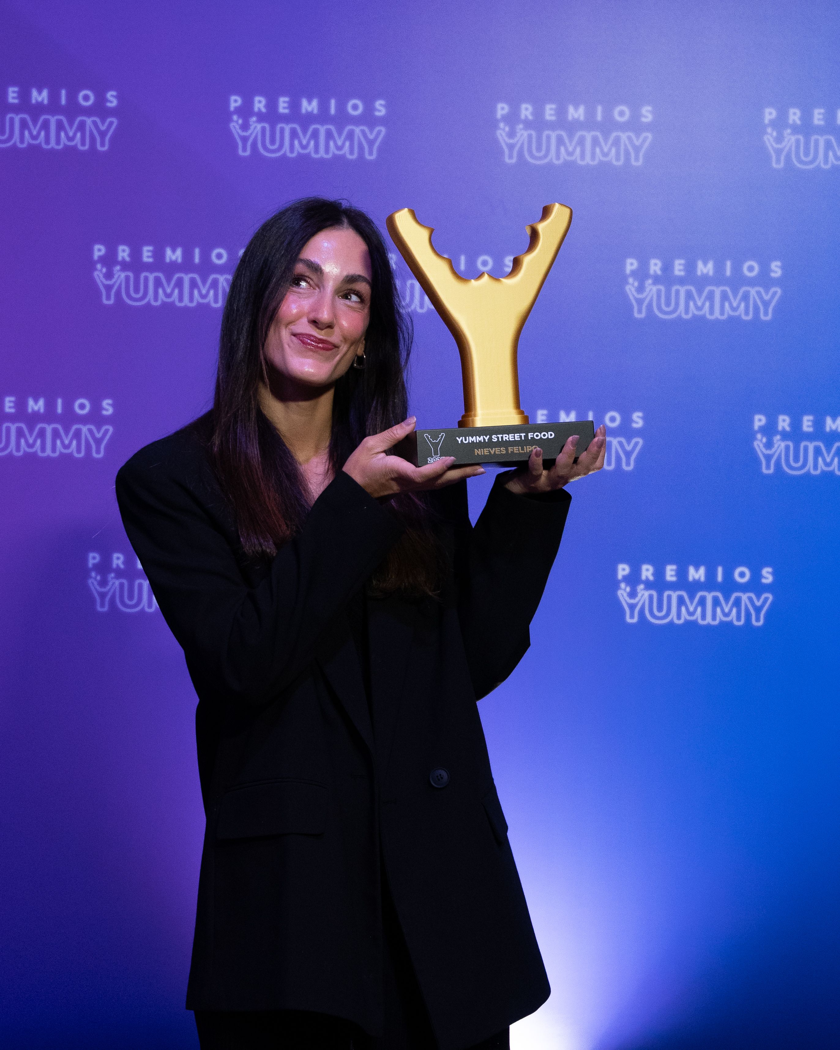 YUMMY STREET FOOD: Nieves Felipo