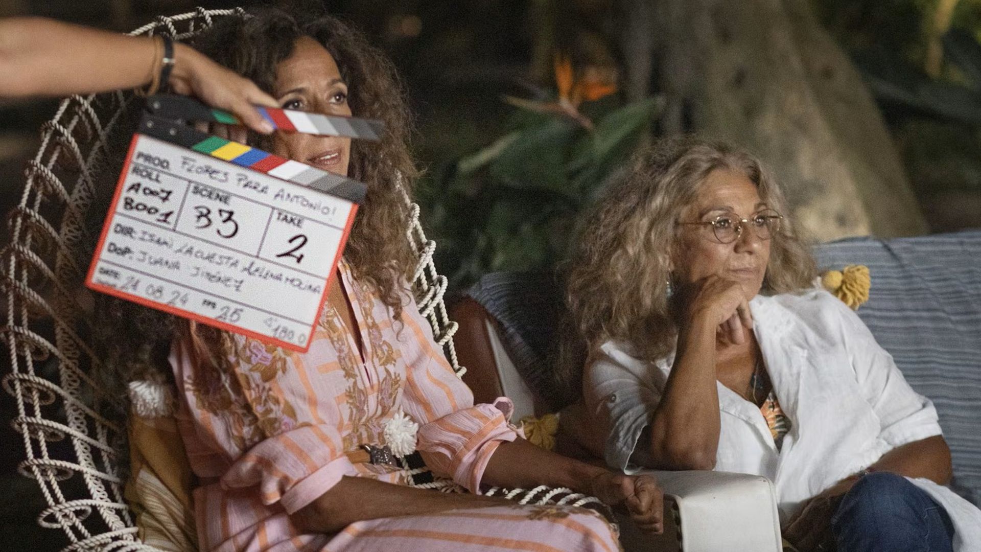 Rosario y Lolita en el rodaje de 'Flores para Antonio'