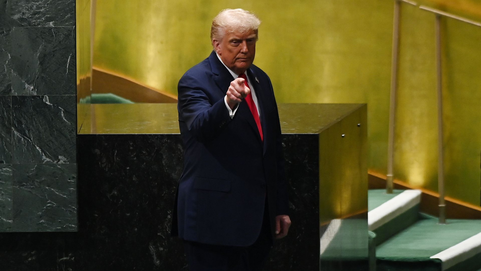 Trump no descarta derribar aviones rusos si invaden el espacio aéreo de la OTAN