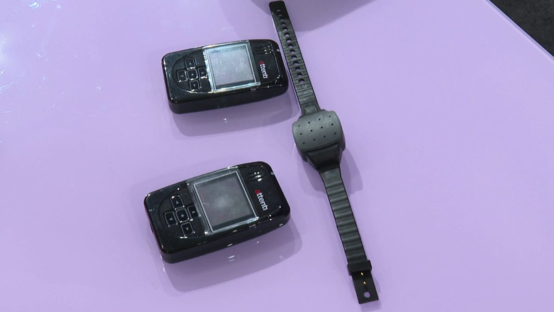 Varias actas sobre violencia de género alertaban ya desde julio del año pasado de los fallos en las pulseras antimaltrato: “Daban localizaciones erróneas”