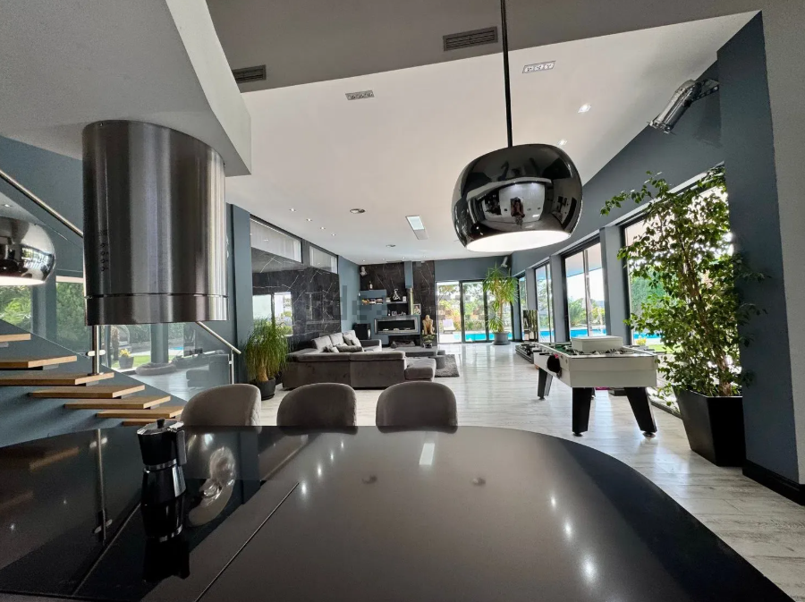 Cocina de la casa que Mario Casas pone en venta