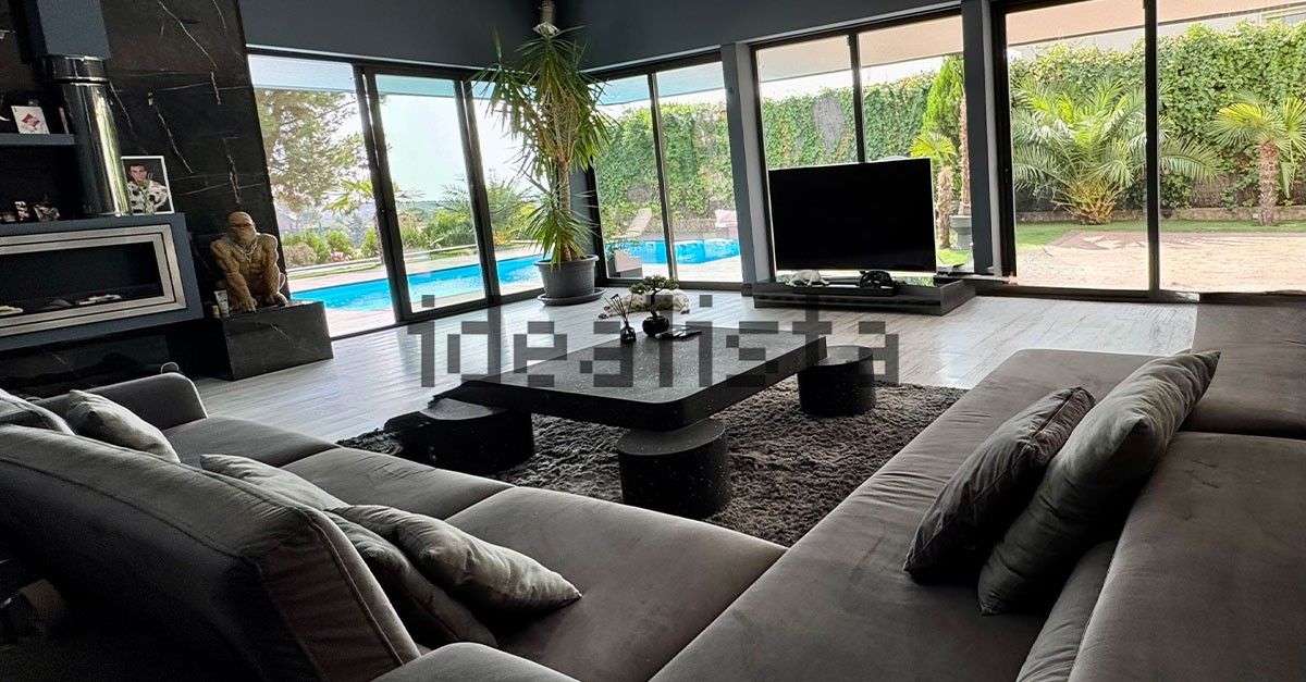 El salón de la casa que Mario Casas pone en venta