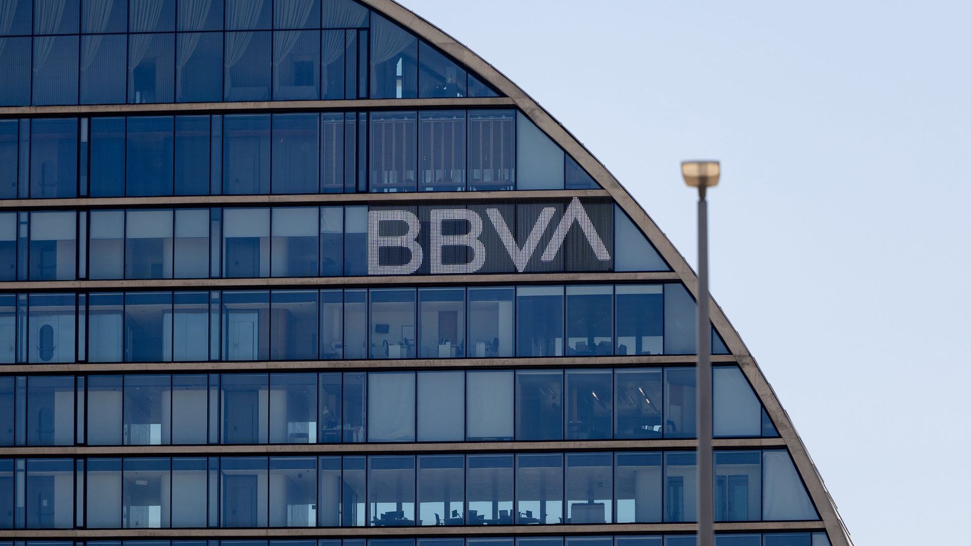 Archivo - Fachada de la sede de BBVA, en Madrid (España)