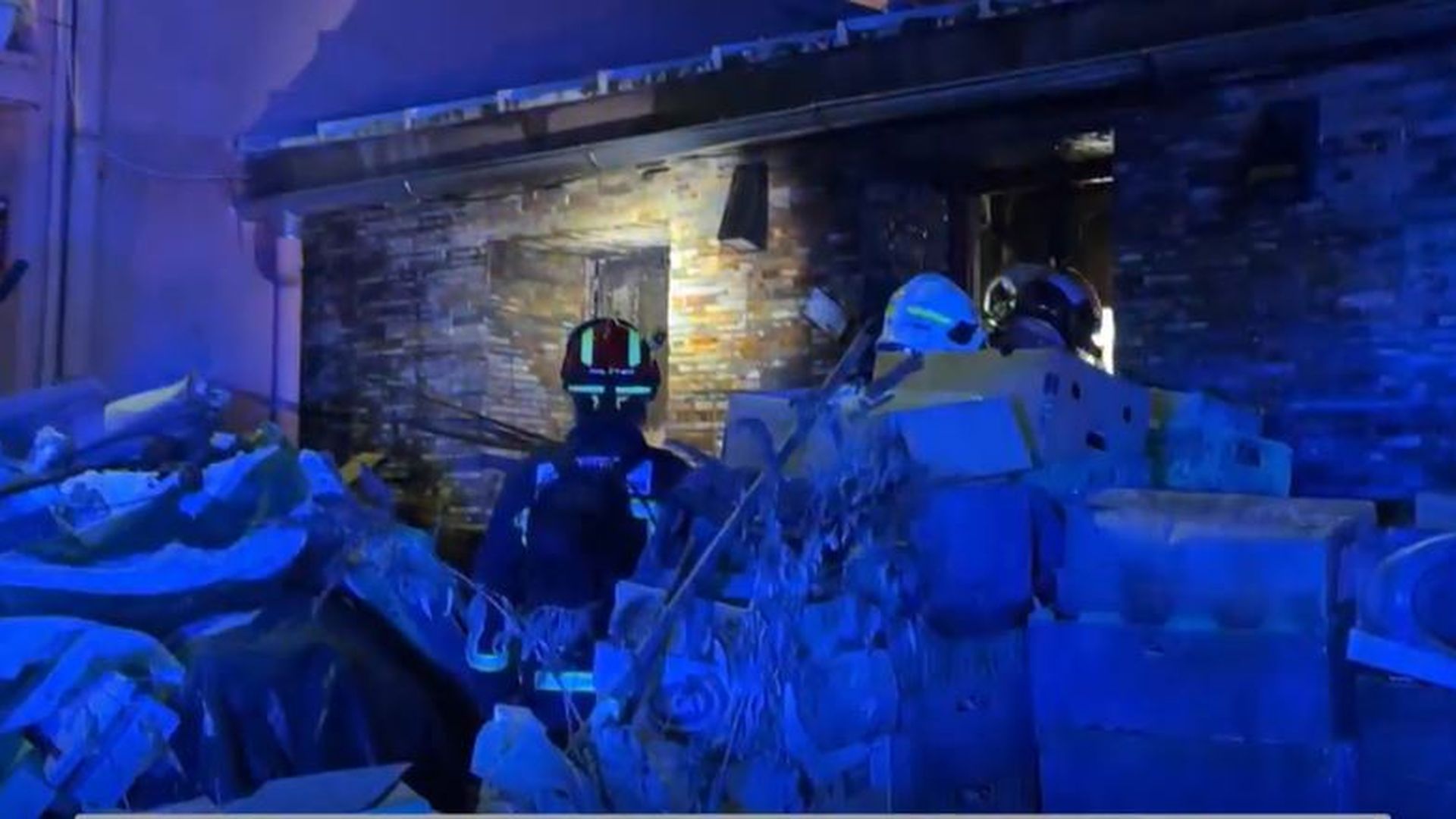 Investigan la muerte de un hombre de 67 años y su perro en el incendio de una vivienda en Cercedilla Investigan la muerte de un hombre de 67 años y su perro en el incendio de una vivienda en Cercedilla