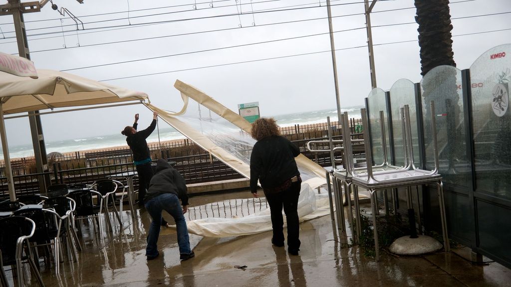 Mallorca, Menorca y Cataluña tendrán chubascos con tormentas mientras suben las temperaturas en el resto del país