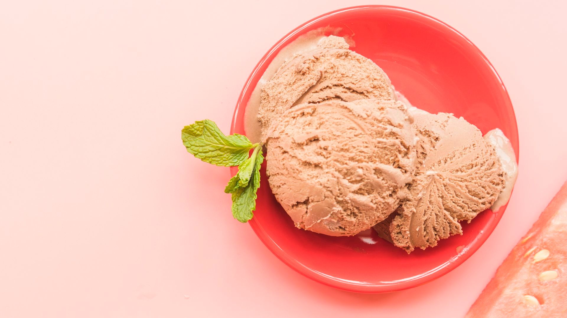 El helado de sandía requiere cierta elaboración, pero merece la pena.