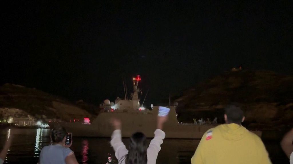 Furor parte entre aplausos y Greta Thunberg lanza un mensaje desde la flotilla de Gaza