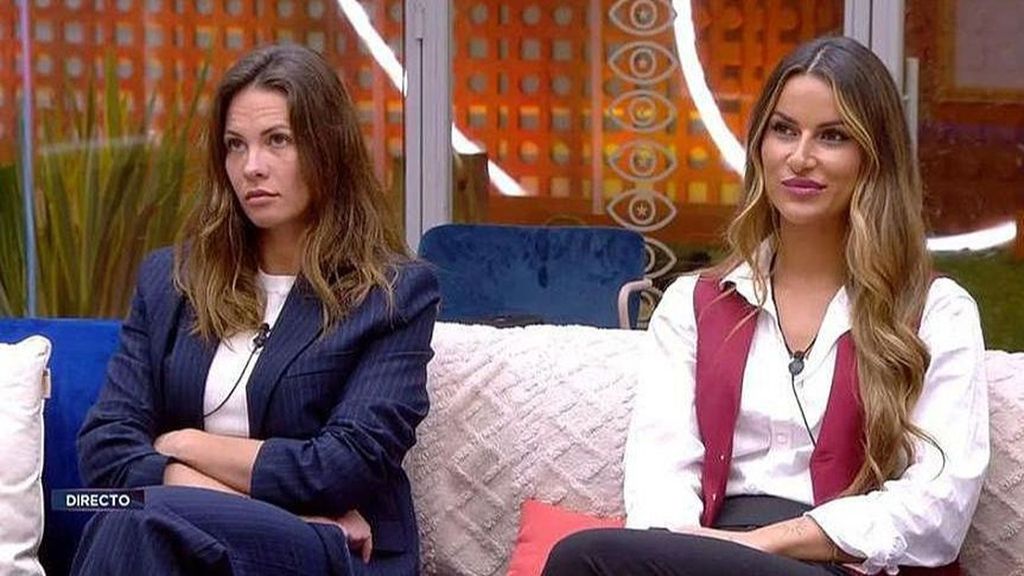 Pilar Llori lanza un mensaje a Jessica Bueno tras su ruptura con Luitingo: "Te lo dije" Fiesta 2025 Top Vídeos 529