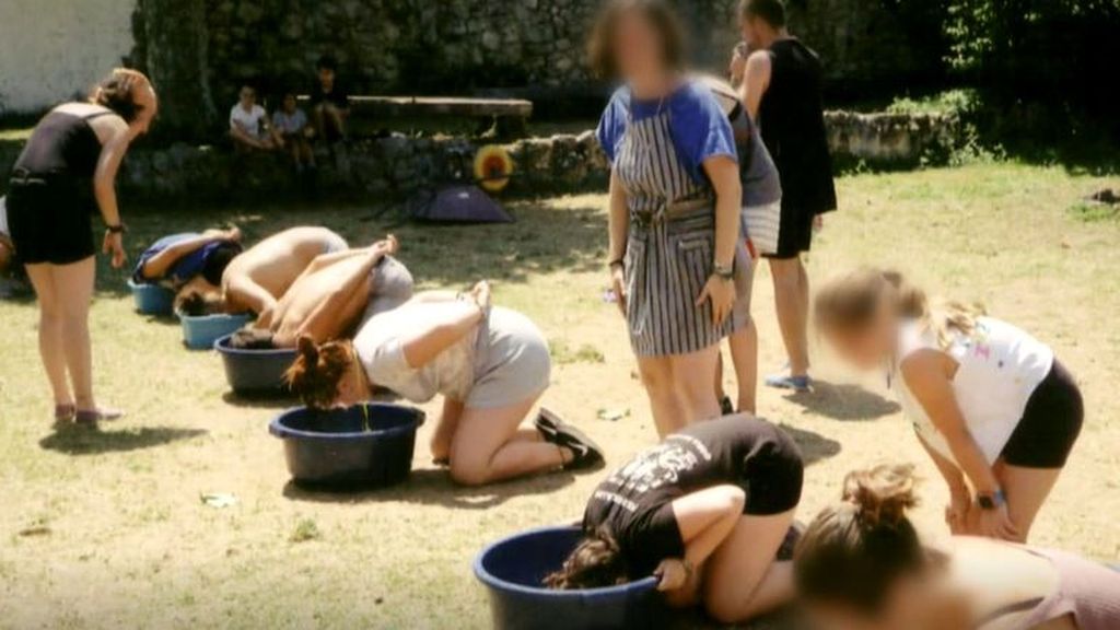 La experiencia traumática que denuncian los niños de un campamento de verano de Álava: "Se duchaban con nosotros"