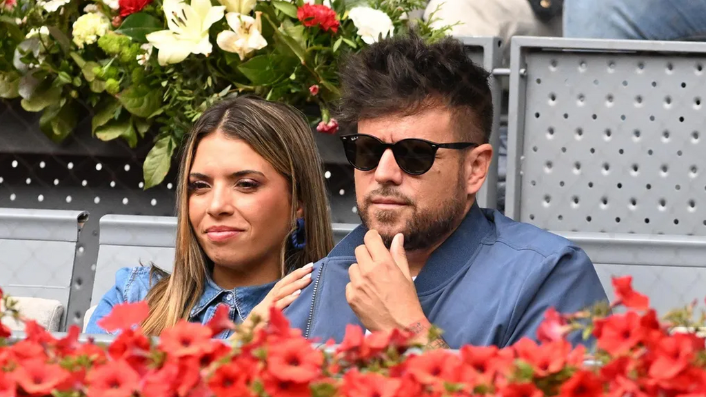 Pablo López se casa en secreto con Laura Rubio: todos los detalles de la inesperada boda Socialité 2025 Top Vídeos 574