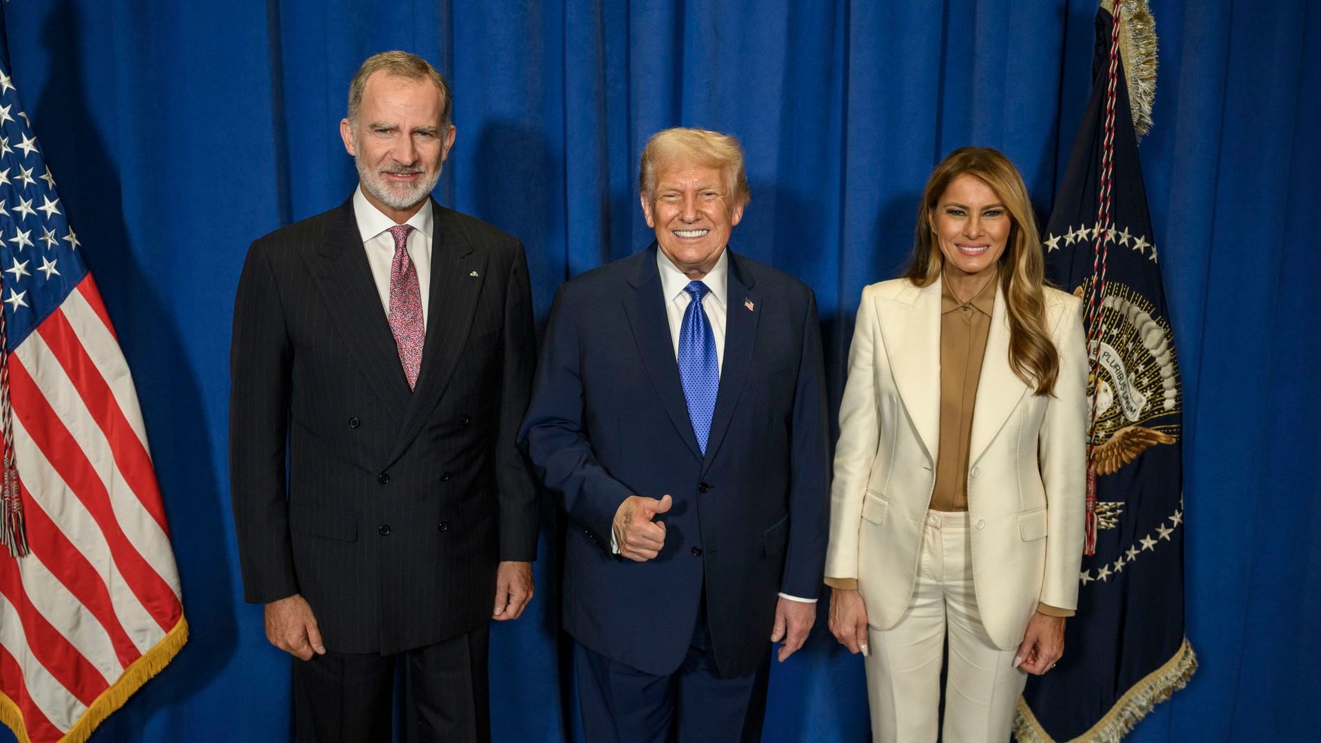 La imagen del saludo del rey Felipe VI y Donald Trump en Nueva York