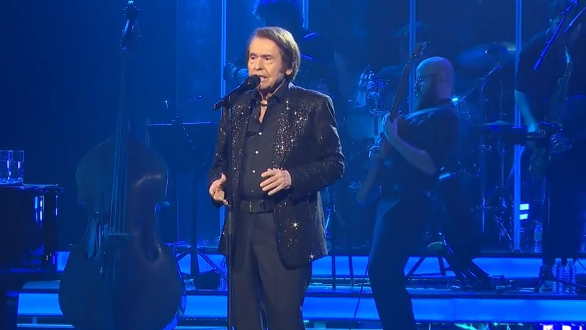 Última hora sobre el estado de salud de Raphael tras cancelar su último concierto: ''Tiene que recuperarse'' ¡Vaya fama! 2025 Top Vídeos 19