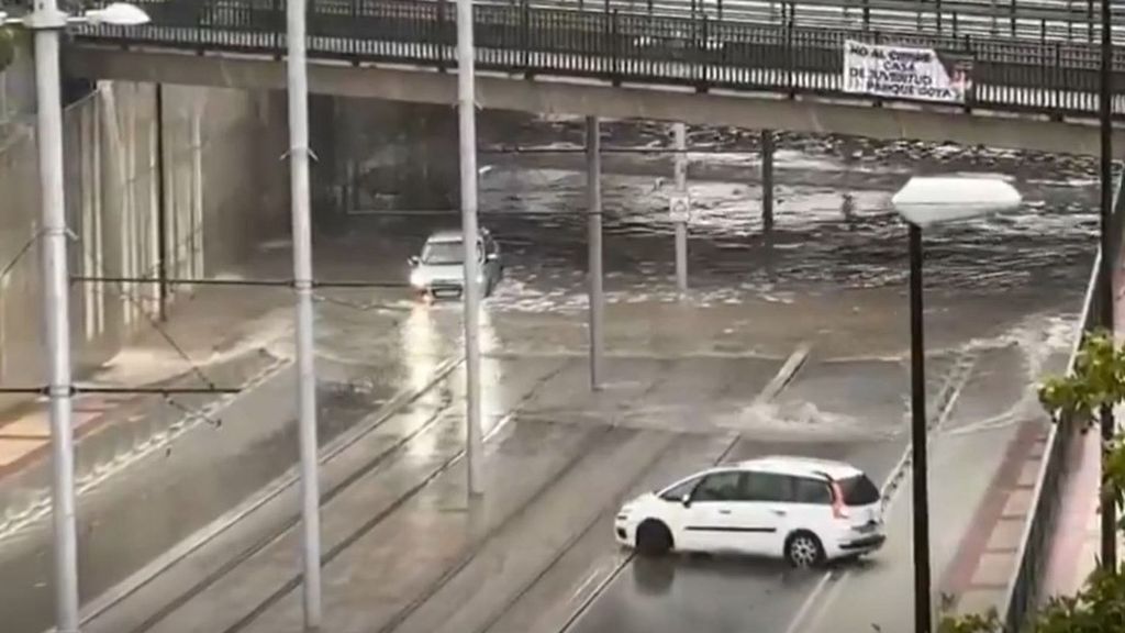 Inundaciones, rescates y alertas rojas, en las primeras horas de la borrasca extratropical Gabrielle en España