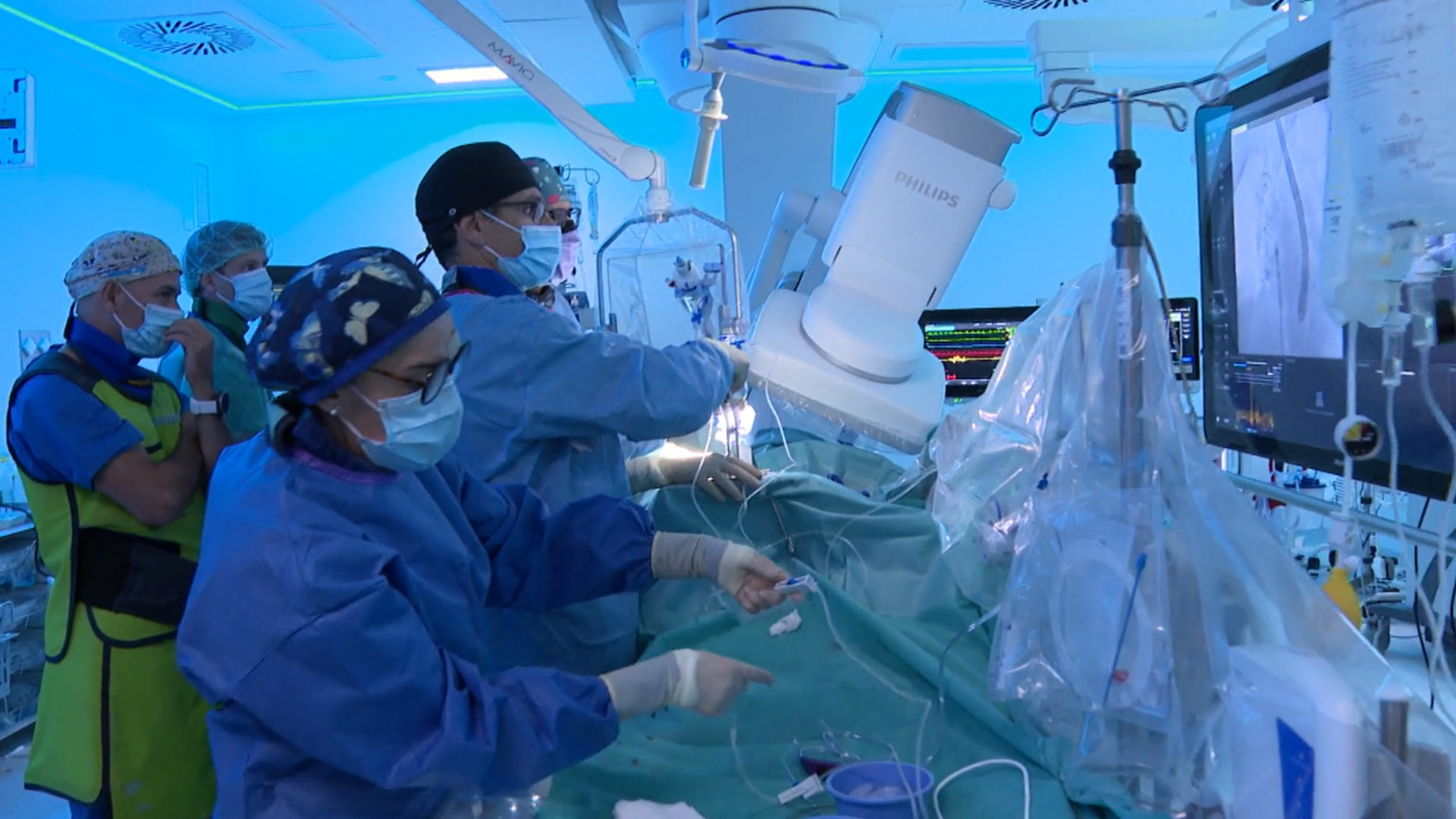 Operar un corazón que sigue latiendo y desde una pierna: este lunes, día mundial del corazón Operar un corazón que sigue latiendo y desde una pierna: este lunes, día mundial del corazón