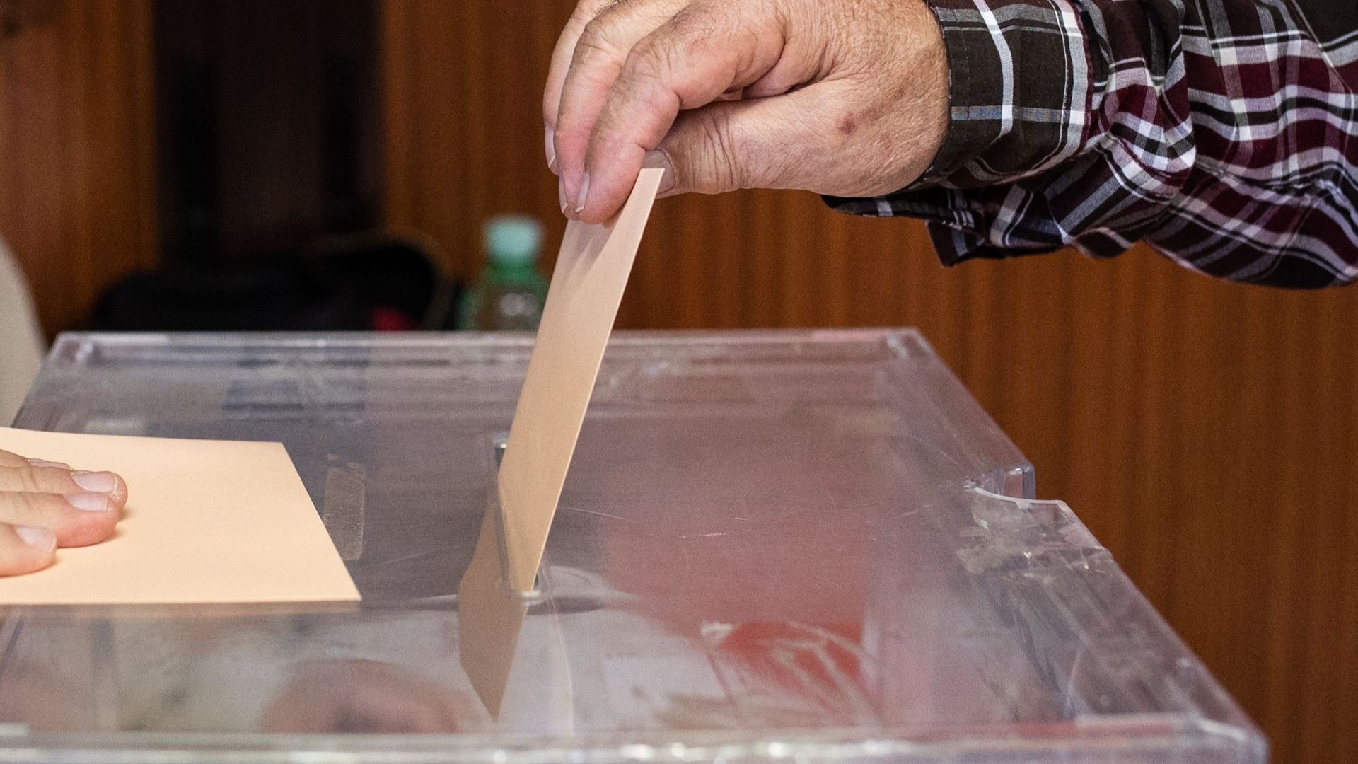 Elecciones autonómicas 2023: ¿Cuál es el horario de los colegios electorales?