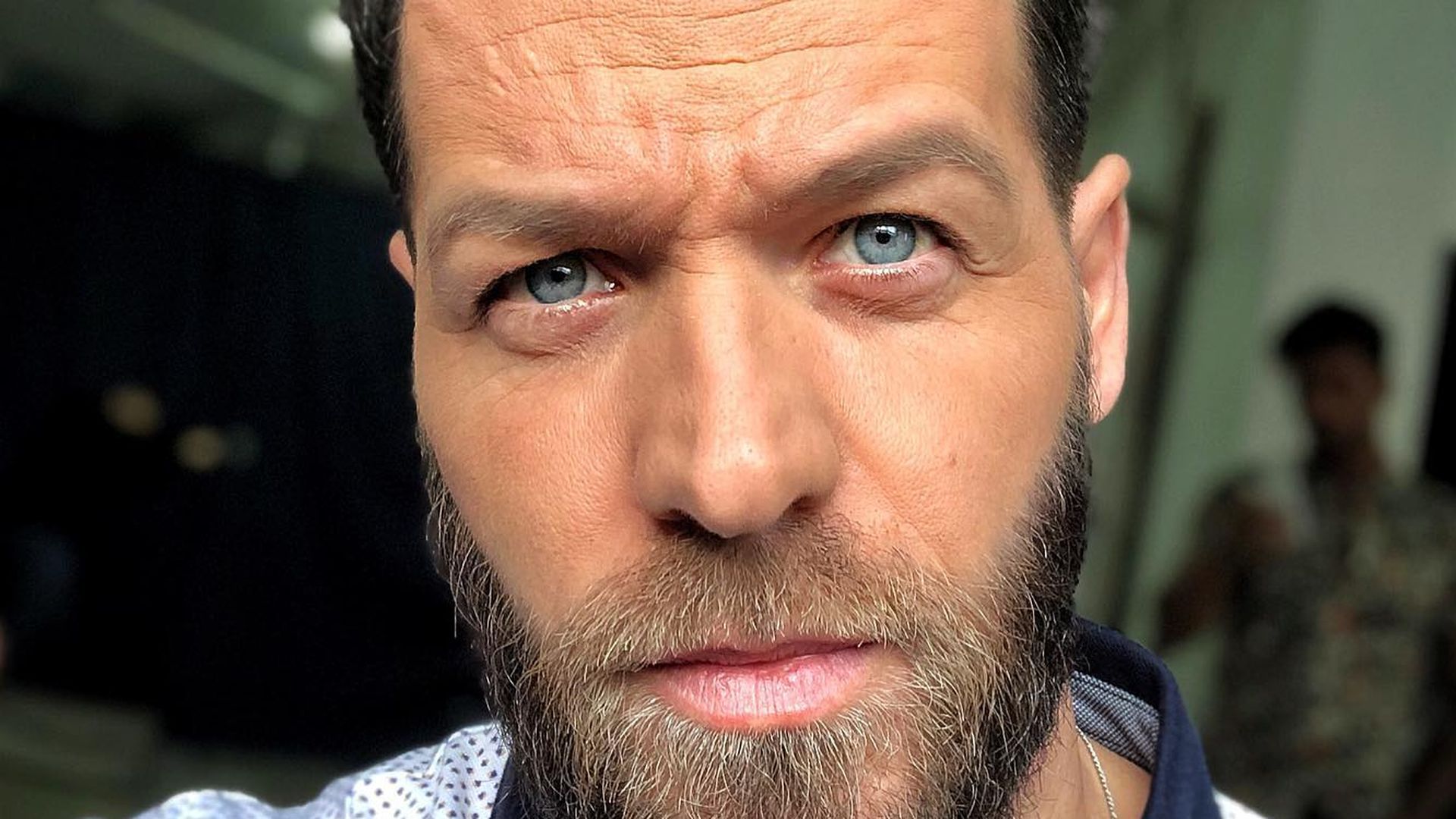 leocamara ak 1607627403 2461279506689428354 191710071