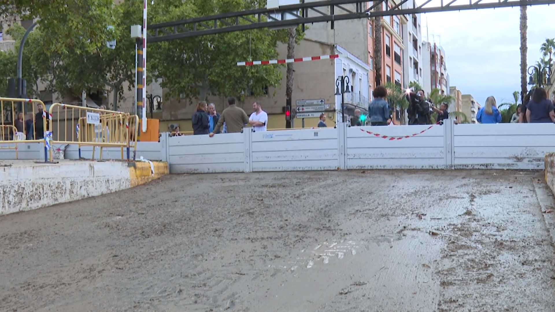 Los avisos, la agenda de Mazón y emergencias: las diferencias entre la gestión de la DANA y el temporal actual