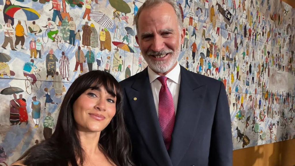Aitana y Felipe VI