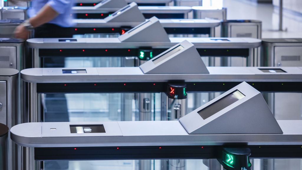 El registro horario se endurece para ser digital y controlado por trabajadores y la Inspección de trabajo