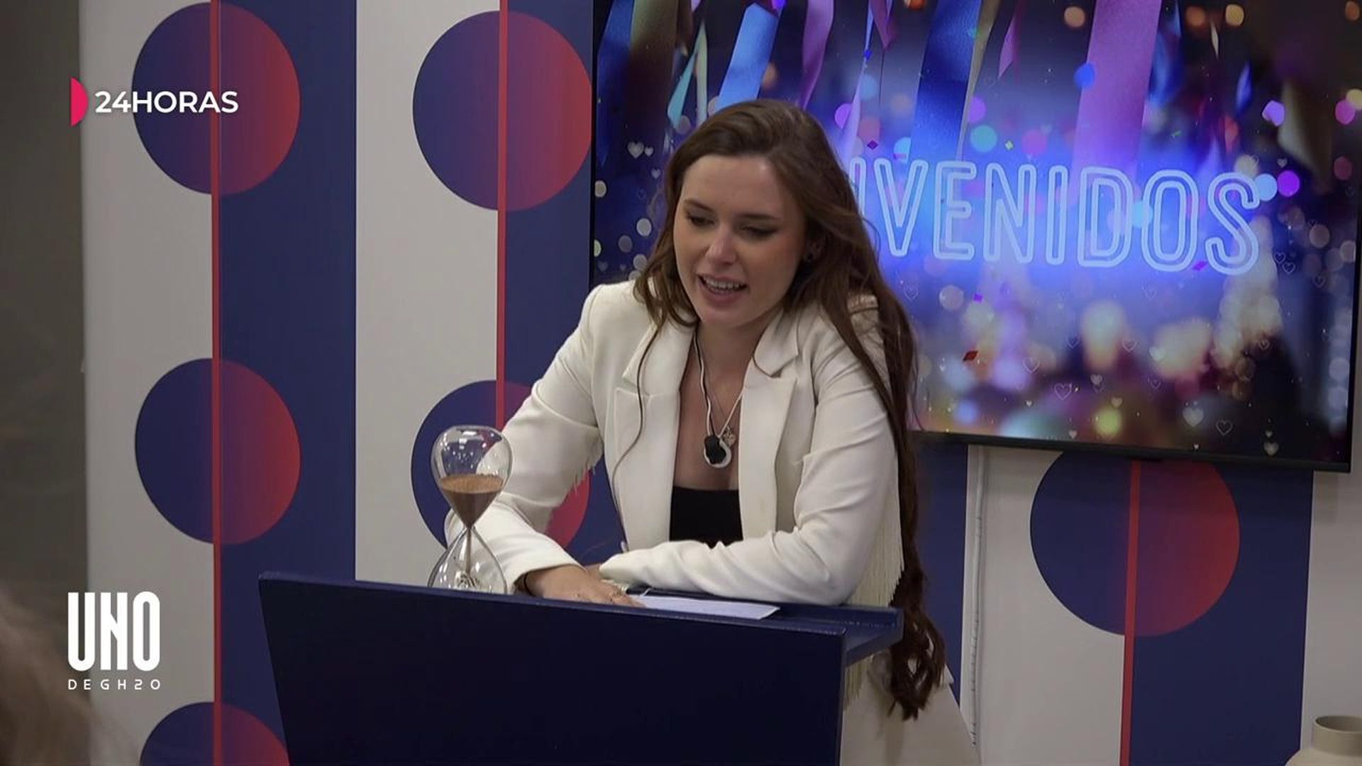 Marta, de ‘Uno de GH20’, se rompe en la primera noche y confiesa a sus compañeros su problema de salud: “Por eso estoy así”