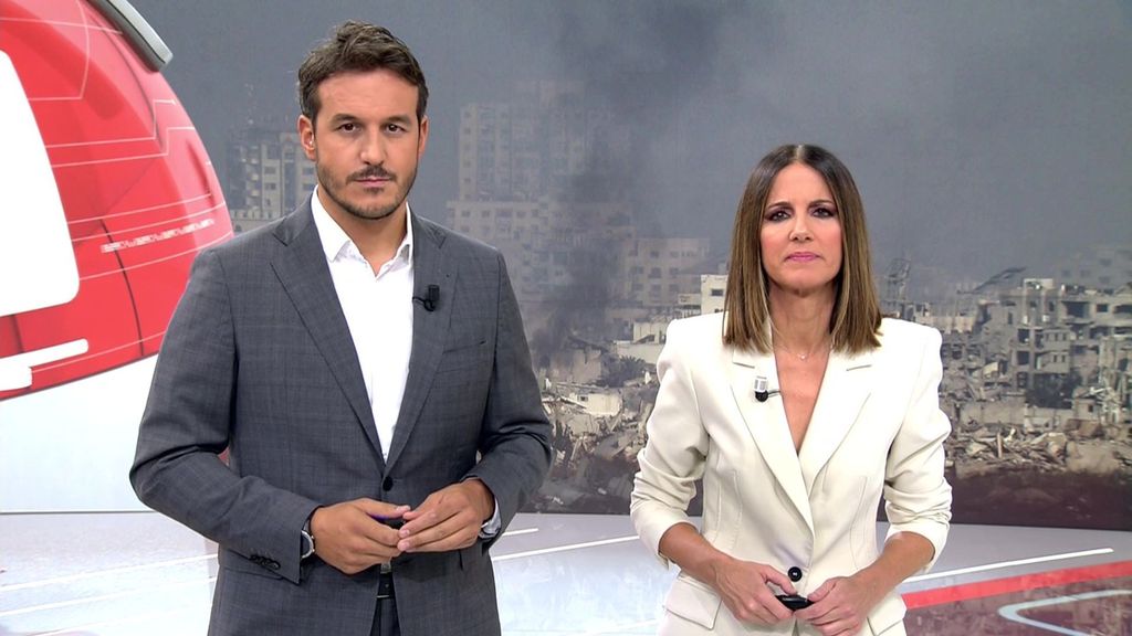 Con Diego Losada y Mónica Sanz Noticias Cuatro 2025 Noche 30/09/2025