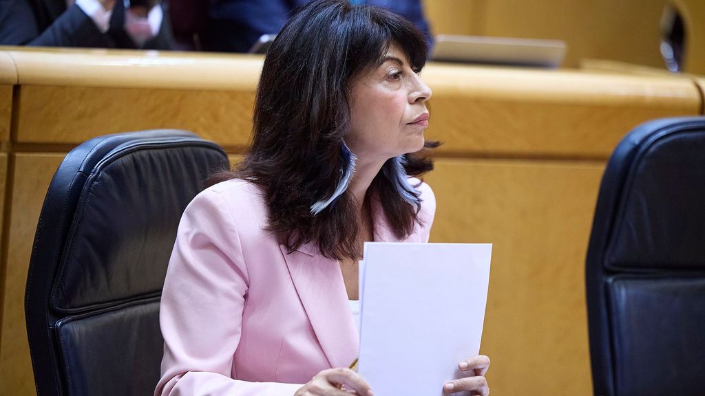 Ana Redondo pide "disculpas" a las víctimas por "el ruido generado" sobre la seguridad de las pulseras antimaltrato y avanza una investigación interna