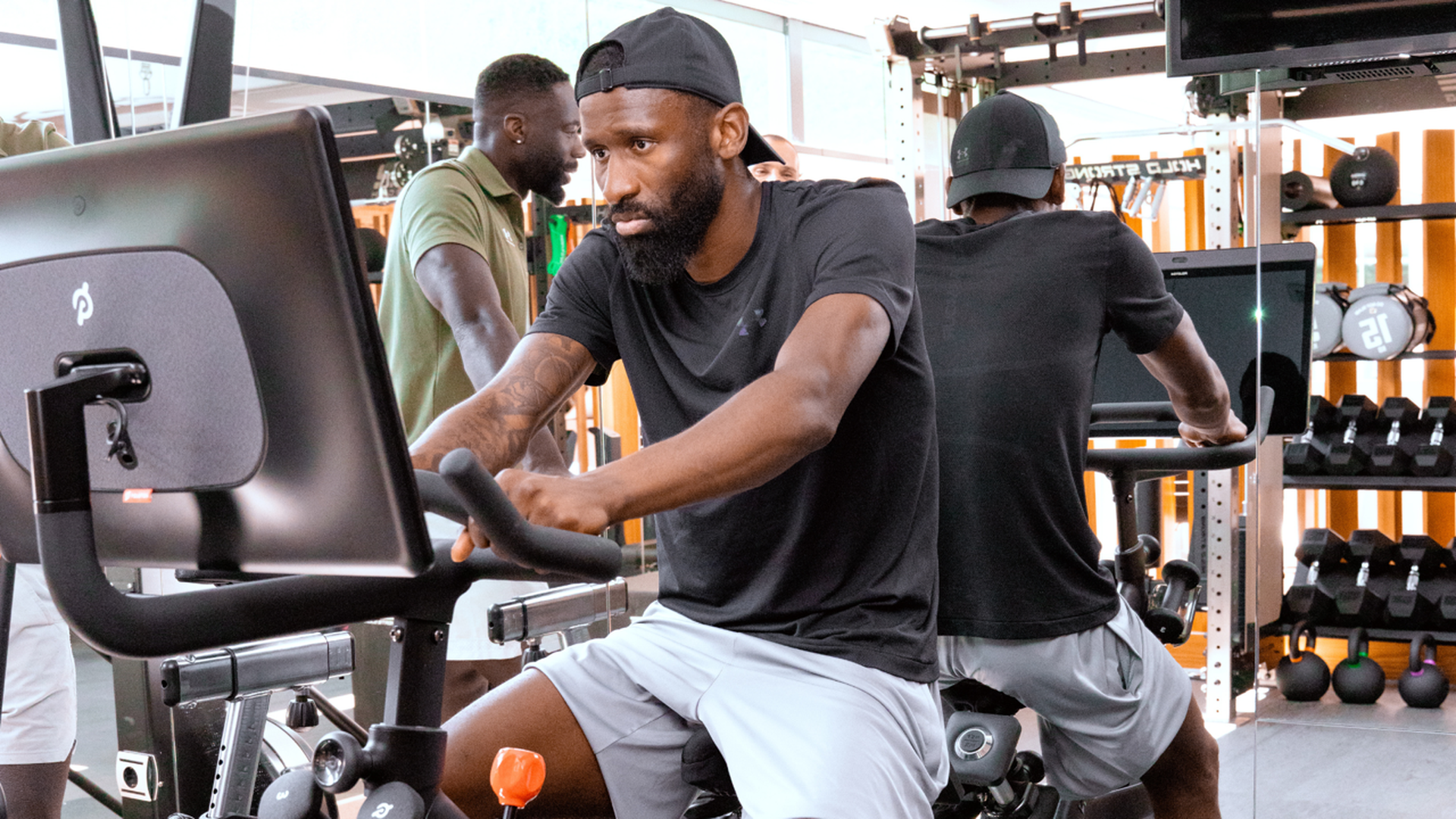 El gimnasio casero de Rudiger
