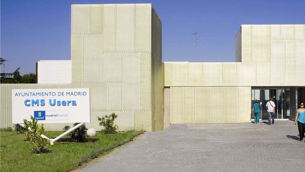 Fachada del Centro Municipal de Salud Comunitaria (CMSc) de Usera, Madrid