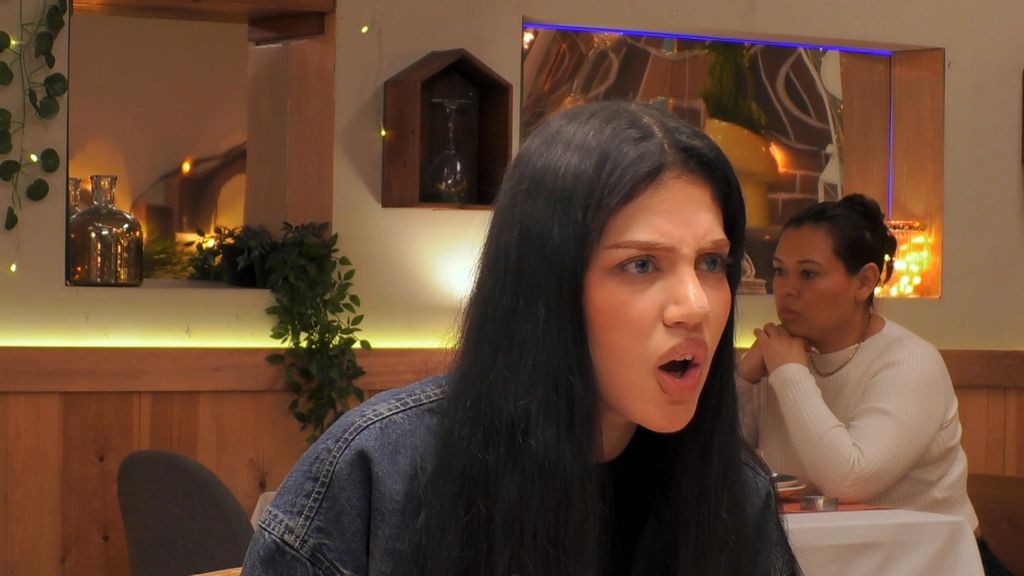 La tajante reacción de una soltera de 'First Dates' al saber cuál es la principal red flag de su cita: "No puedo con la gente así"