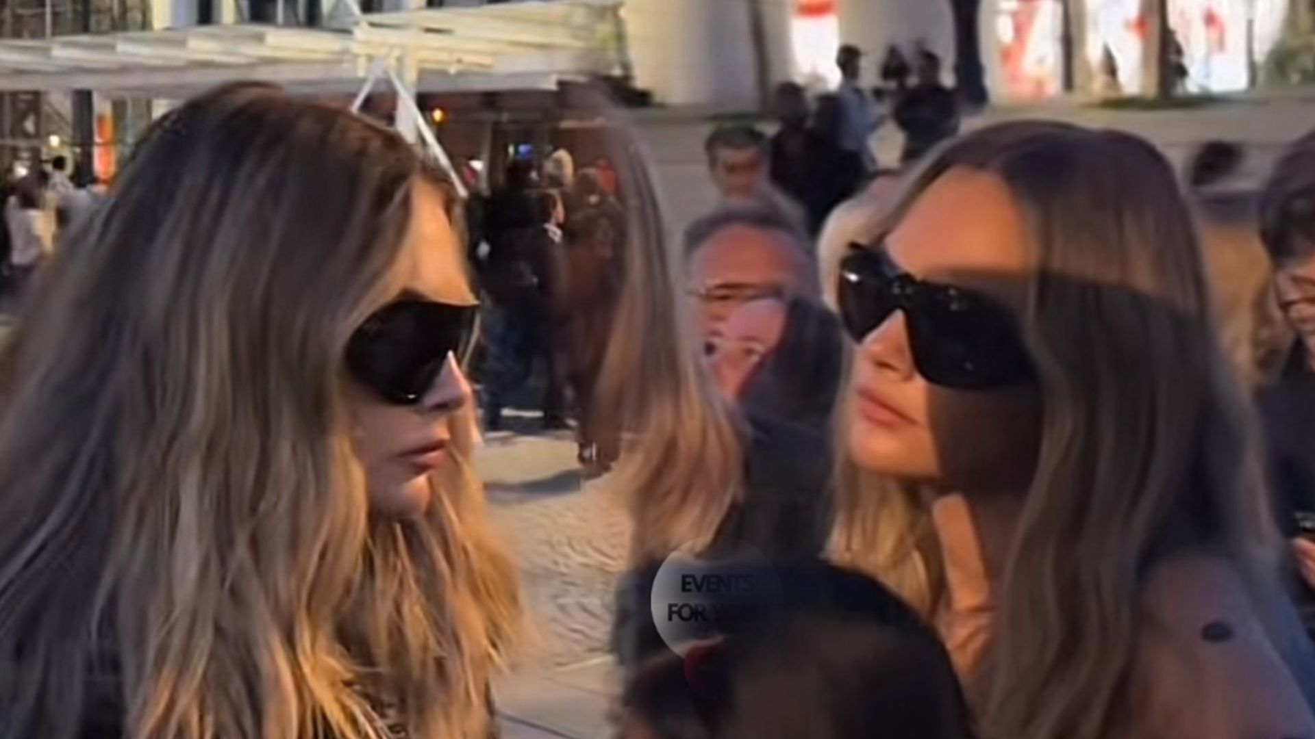 El enfado de Cara Delevingne después de no ser reconocida en el desfile de Stella McCartney: "Solo voy a entrar, esto es una locura”