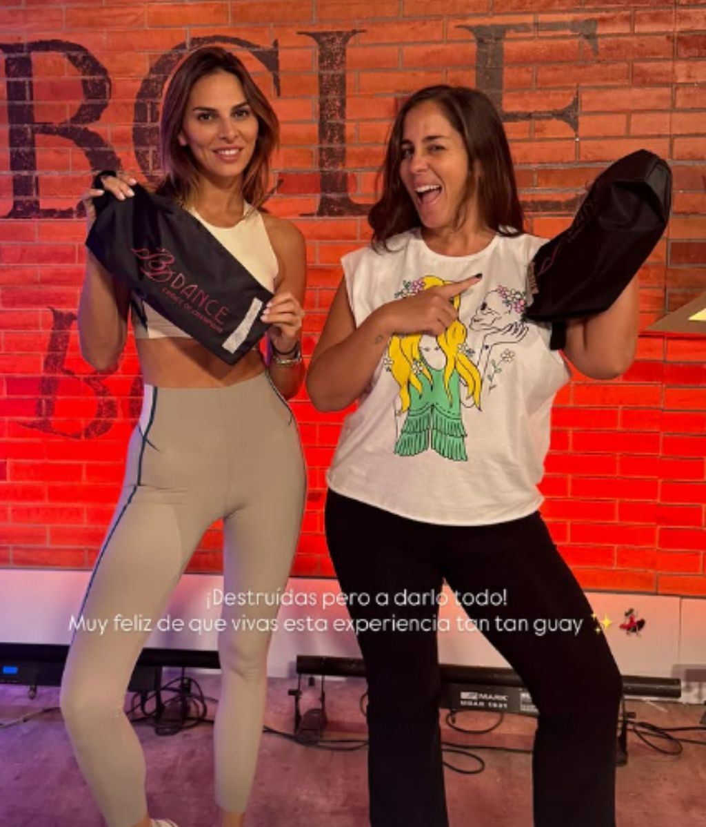 Irene Rosales y Anabel Pantoja, juntas en el ensayo