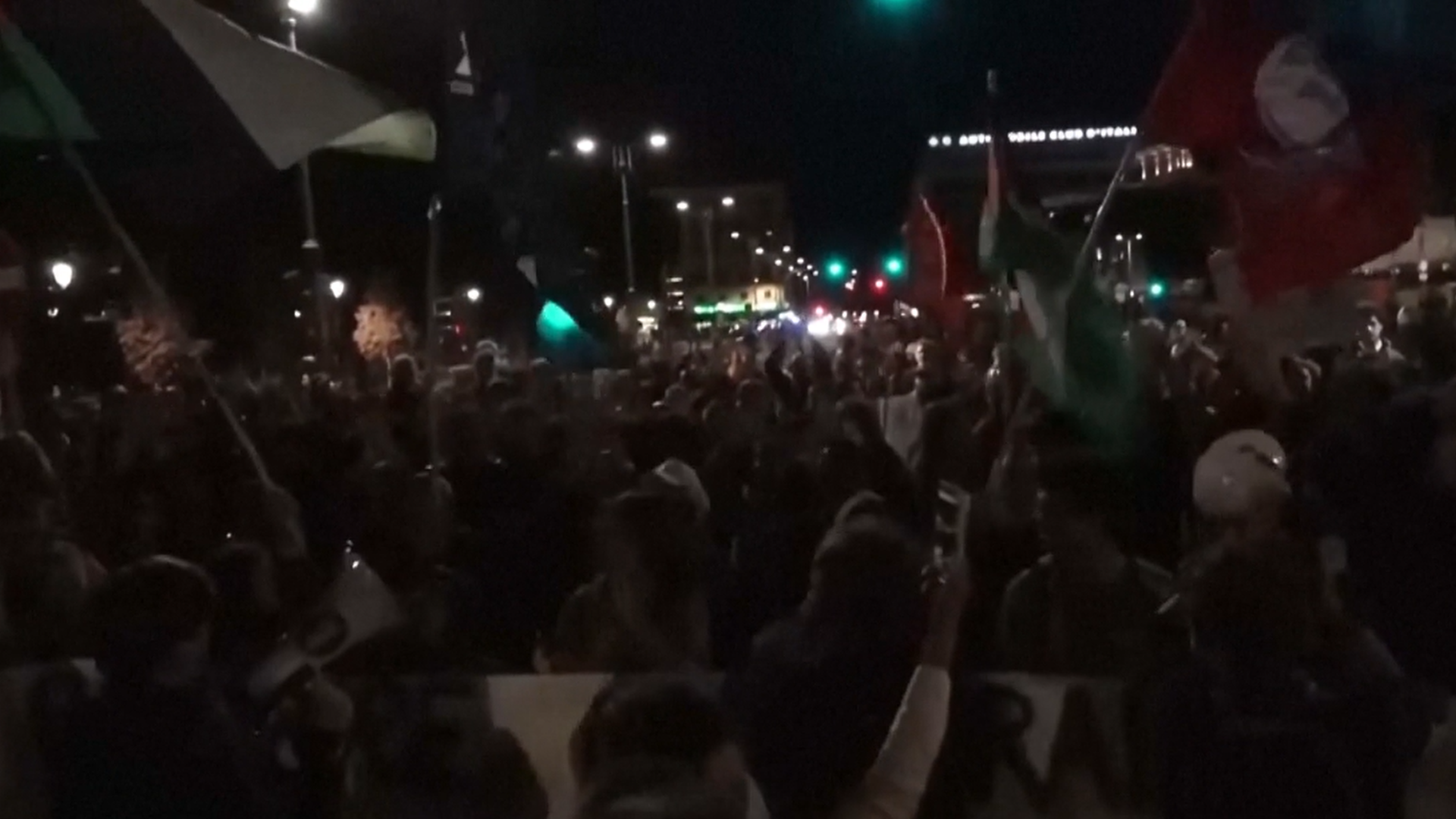 Más de 10.000 personas tomaron las calles de Roma para protestar por la detención de la Flotilla