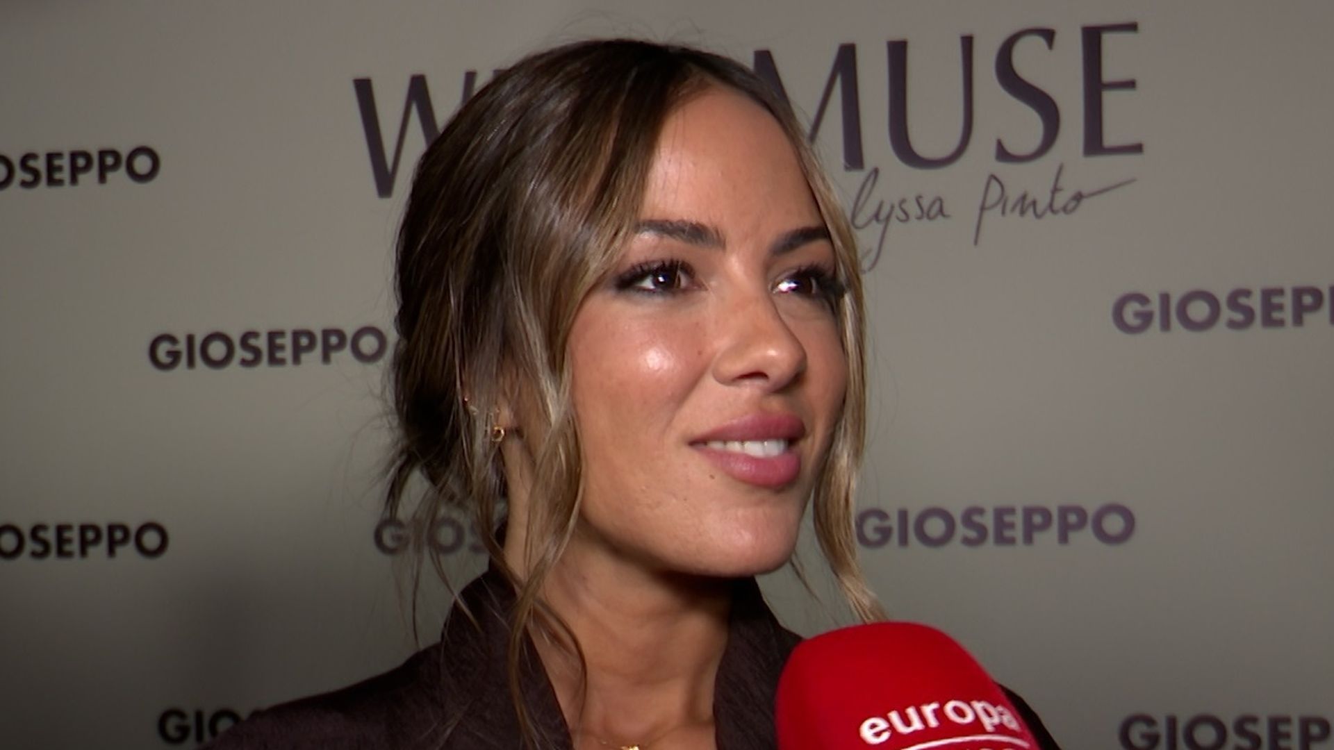Melyssa Pinto en su evento