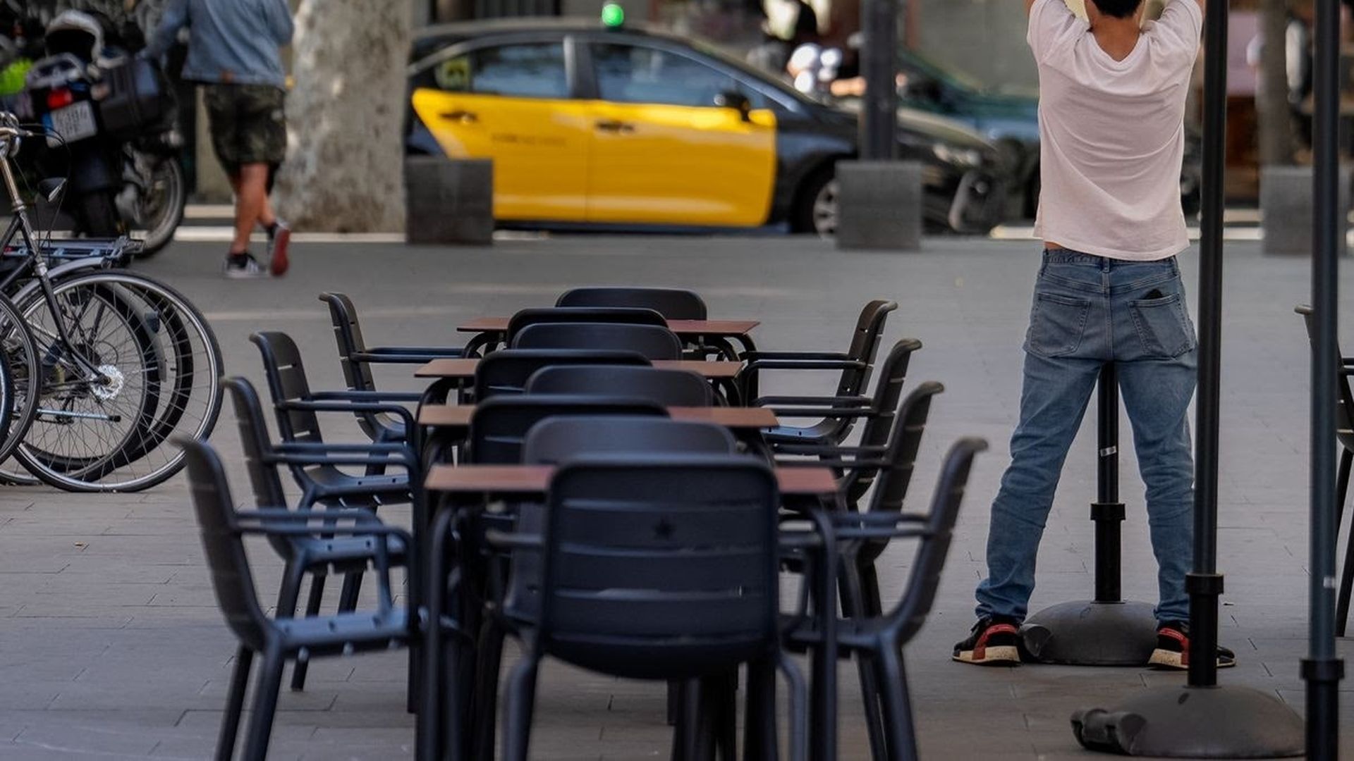Declaran procedente el despido de una camarera por proferir un insulto racista a un compañero en San Sebastián