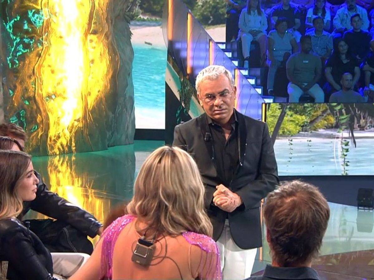 Jorge Javier Vázquez confiesa en Supervivientes All Stars un "tonteo" entre  dos colaboradores: sus nombres