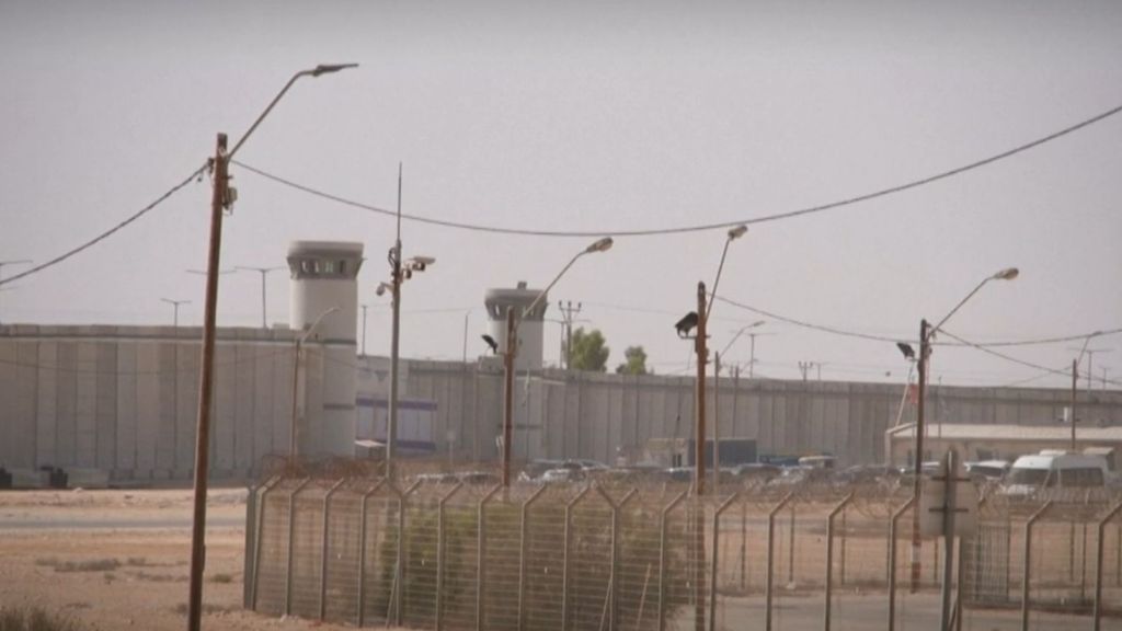 Los activistas de la Flotilla detenidos por Israel, enviados a Saharonim, una prisión en mitad del desierto