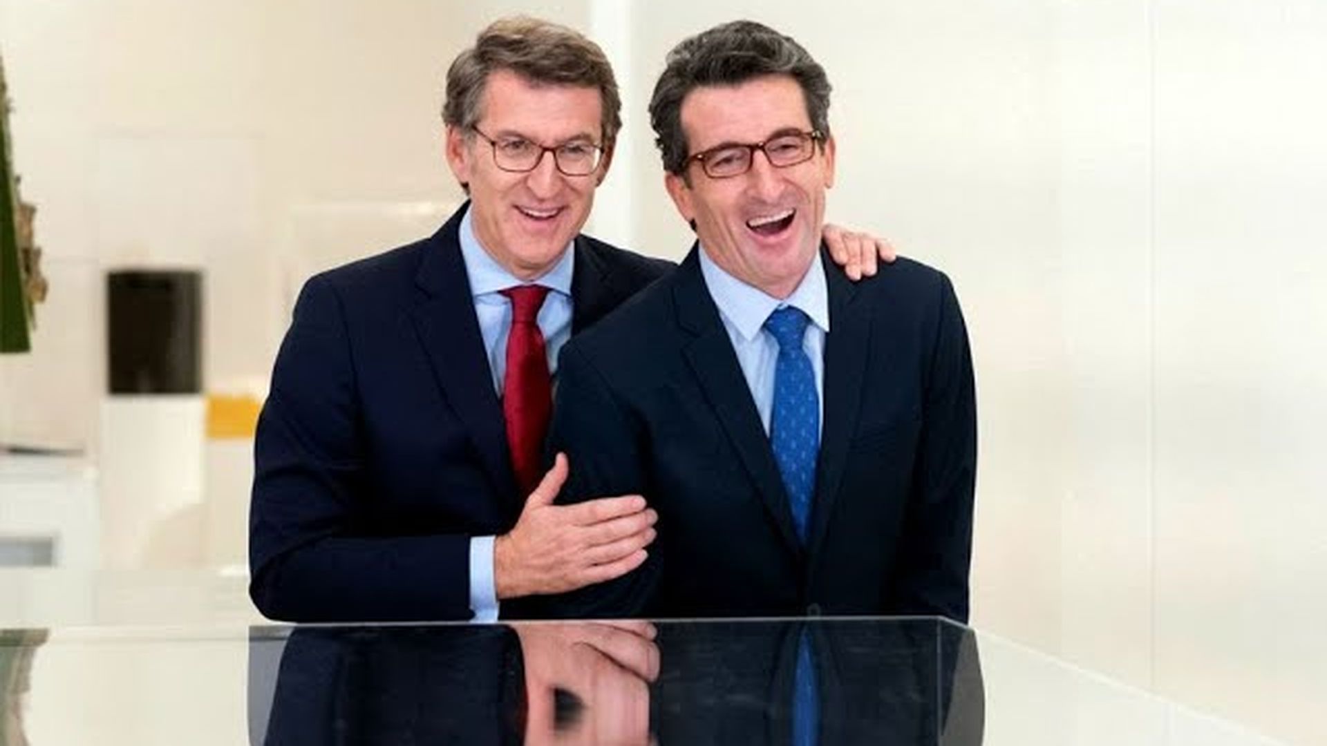 Luis Zahera y Feijóo en el vídeo de Navidad