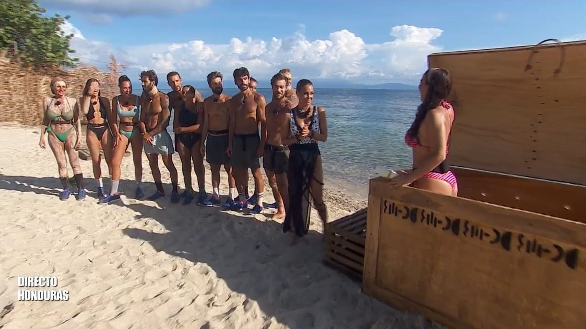 Marta Peñate anuncia a los concursantes de 'Supervivientes All Stars'... ¡la esperada unificación!: así han reaccionado