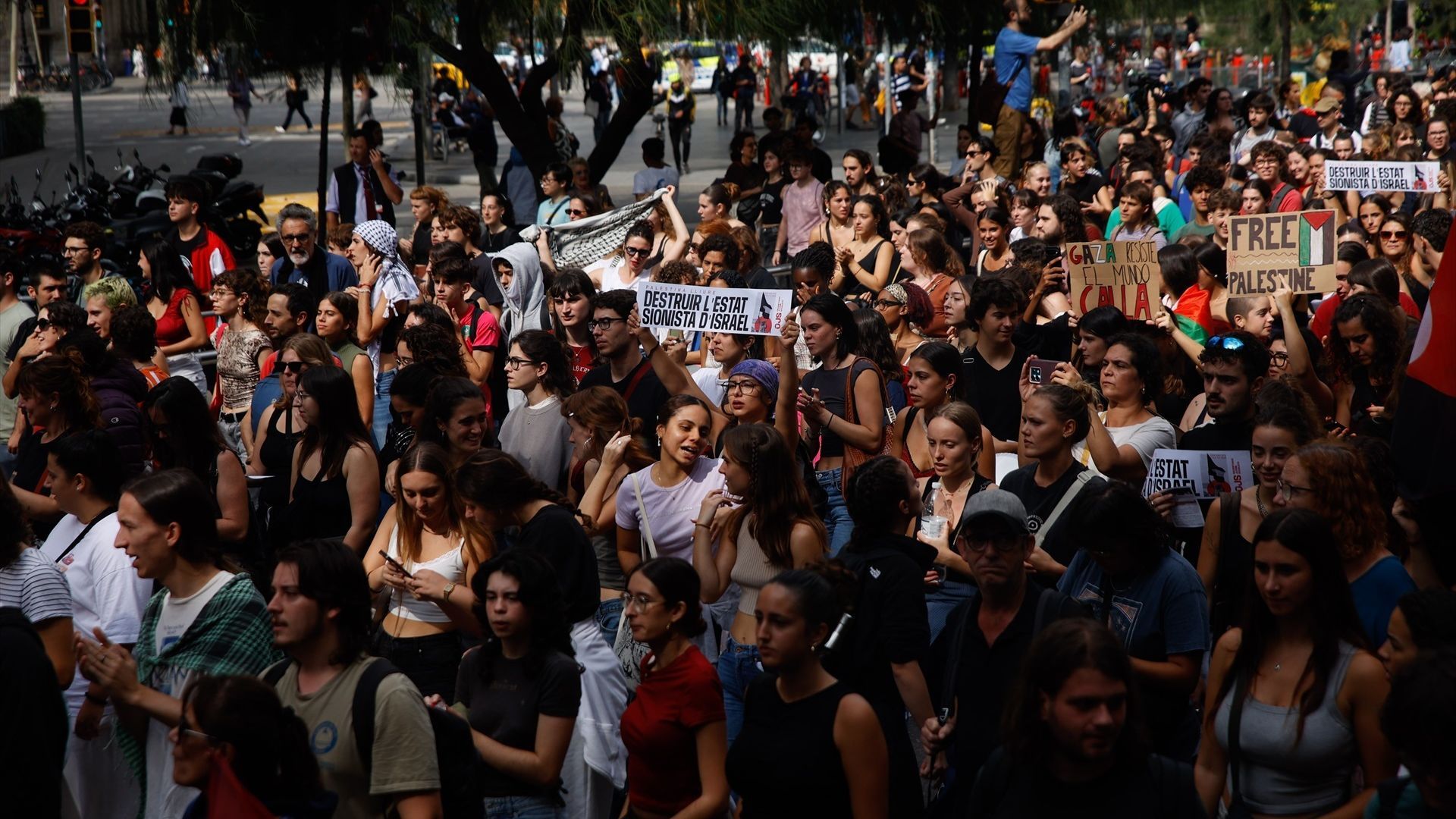 "Si para la Flotilla, paramos todos": los estudiantes salen de nuevo a las calles para apoyar a Gaza