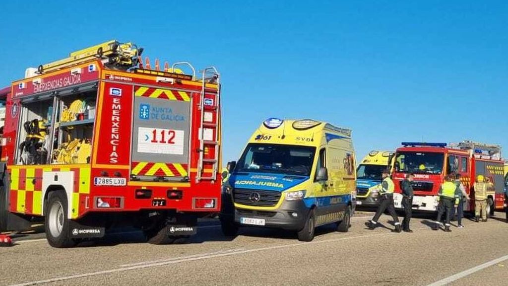 Ambulancias y bomberos en Vigo en un accidente