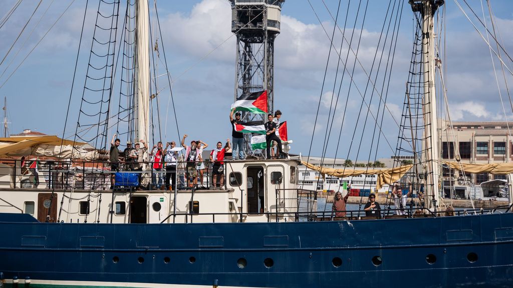 José Manuel Albares confirma el estado de salud de los 50 españoles de la Flotilla retenidos en Israel: no hay fecha para su deportación