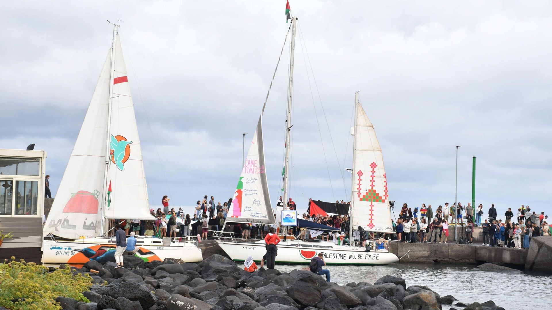 Este domingo regresarán a España 21 de los 49 españoles de la Flotilla detenidos en Israel