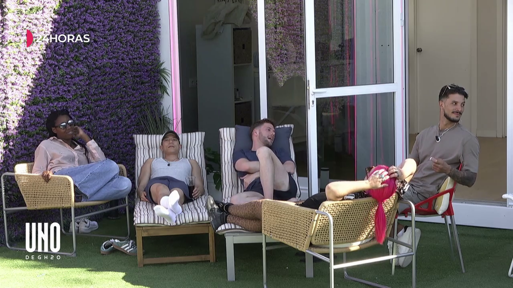 Los concursantes se ríen de la mirada seductora de Cristian hacia Maica: “La miras como si fueras Mario Casas” Uno de GH20 2025 Top Vídeos 57