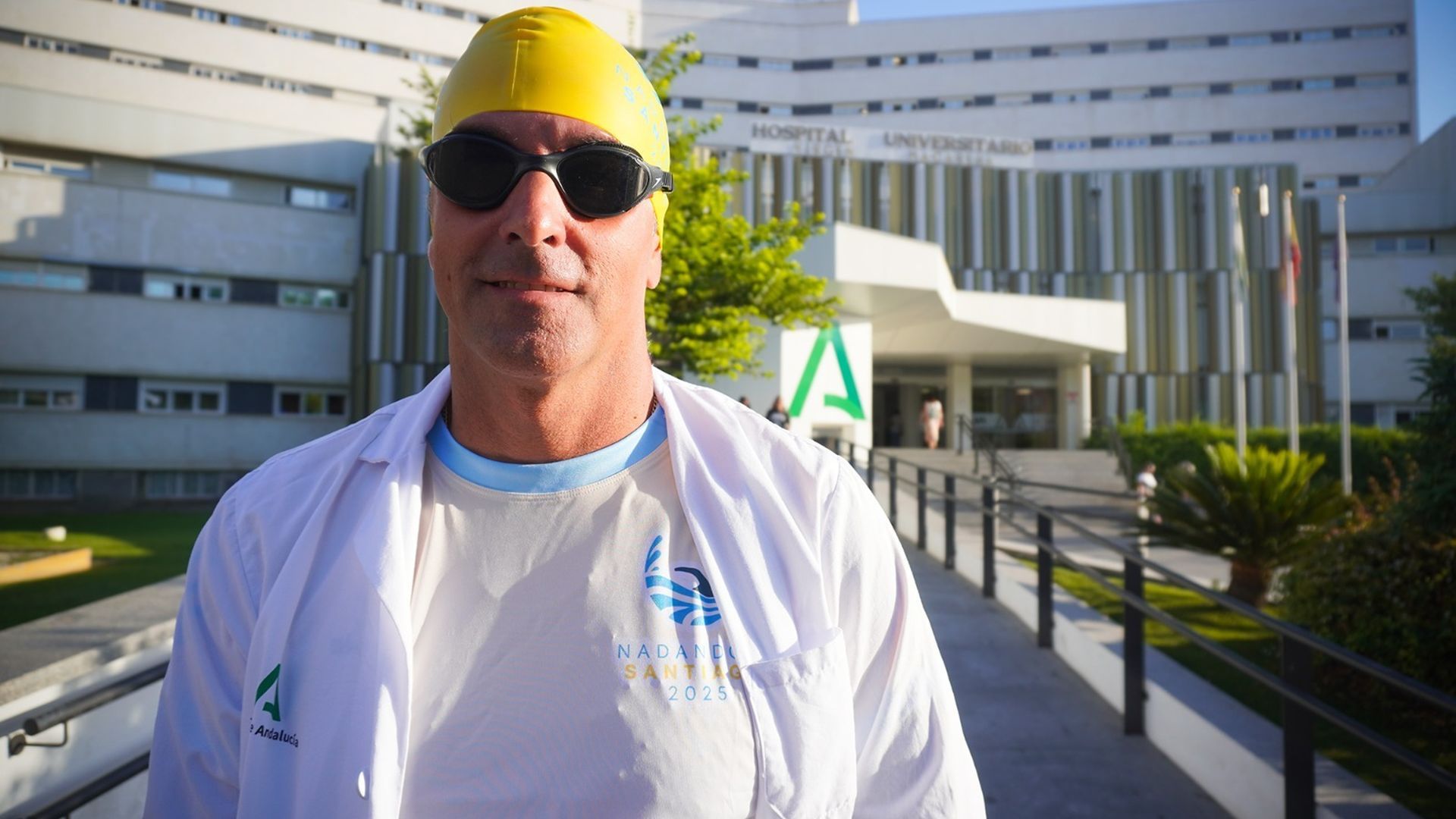 Carlos Pazo realizará a nado el Camino de Santiago