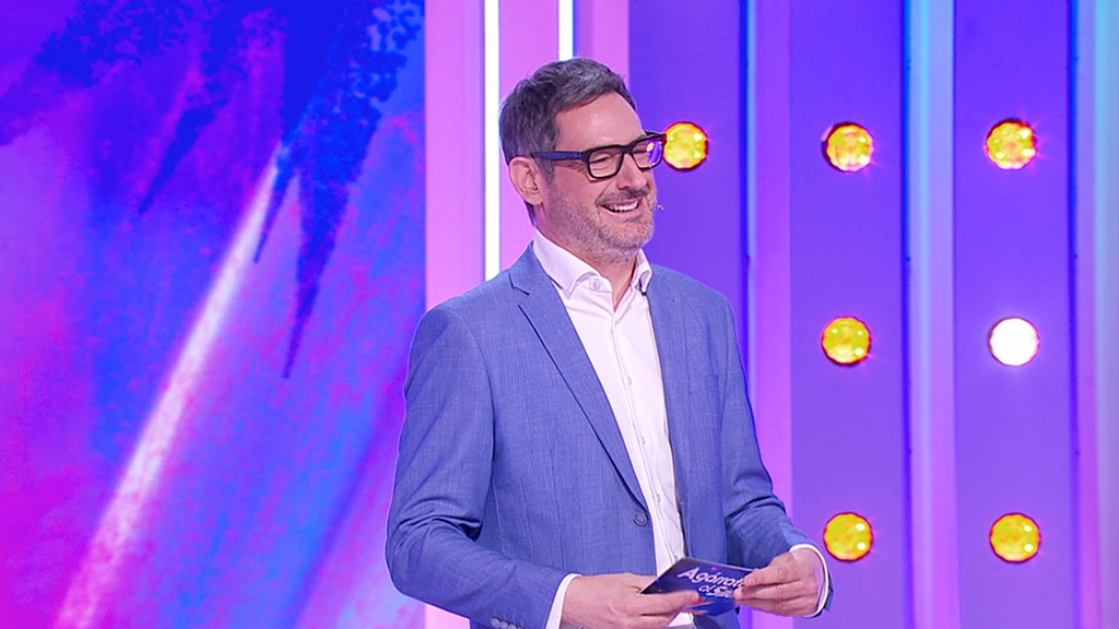 Eugeni Alemany desvela cuánto tardó en aprobar el carnet de coche tras conocer a un examinador de tráfico en 'Agárrate al sillón'